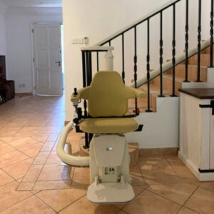 Curved Stairlift | Freecurve